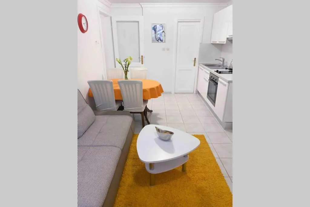Cozy Apartment Marin In Split